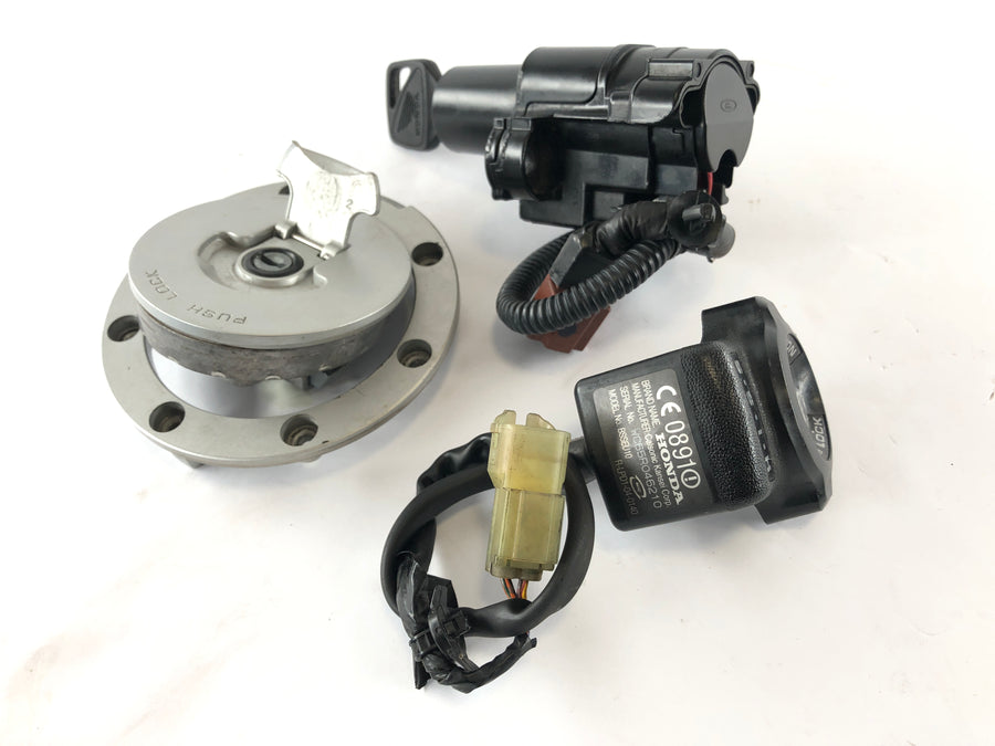 Honda CBR 1000 RR SC57 [2006] - Kit serrure réservoir serrure contact