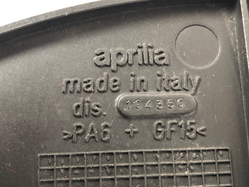 Aprilia Mille RSV 1000 ME [1999] - Lower triple clamp fairing - 0