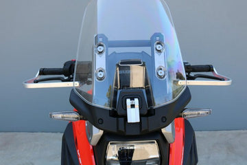 Suzuki V-Strom 1050 [BARKBUSTERS] - Kit de visserie fixation deux points aluminium Suzuki