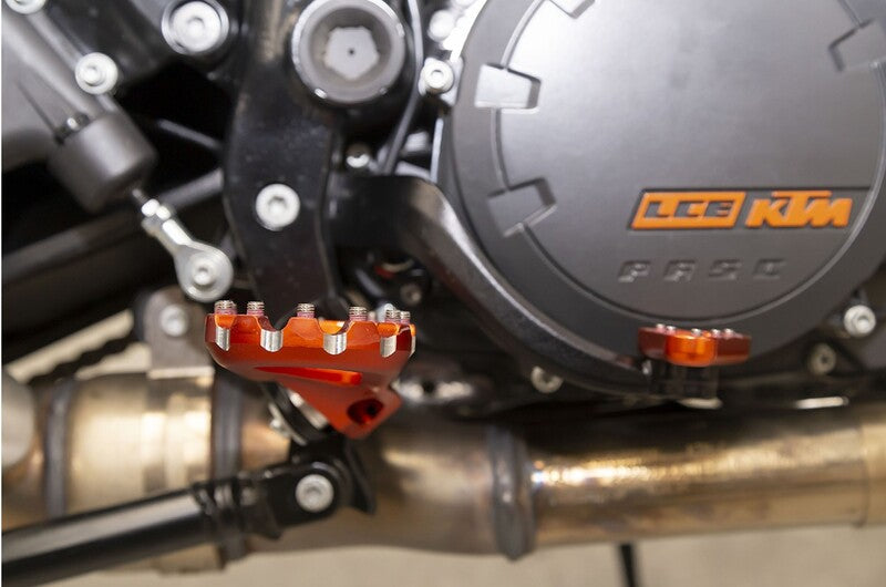 Aprilia Tuareg Rally 660 [S3] - Hard Rock footrests