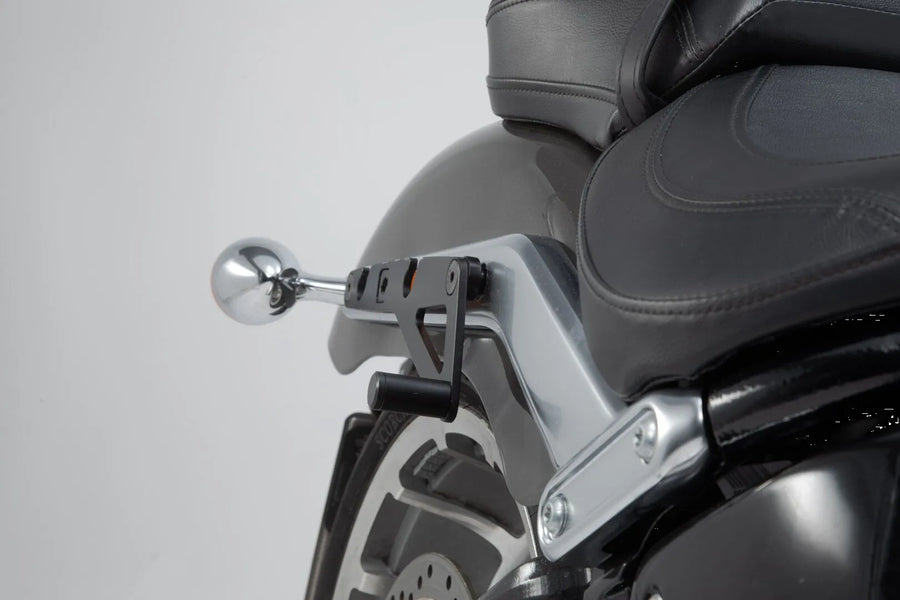harley davidson flfb [SW-MOTECH] – Support latéral SLH