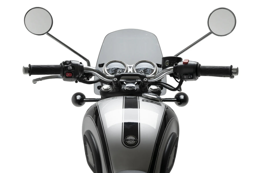 TRIUMPH BONNEVILLE T 120 NOIR [2025] – Enjoliveurs arrière – Look carbone