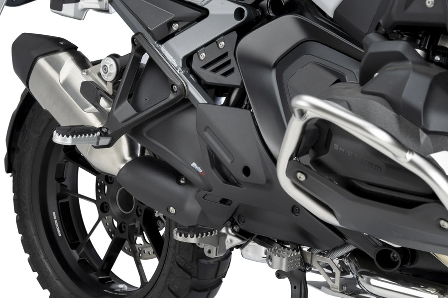 BMW R 1300 GS ADVENTURE [2025] – Seitenverkleidung unten – Carbon look