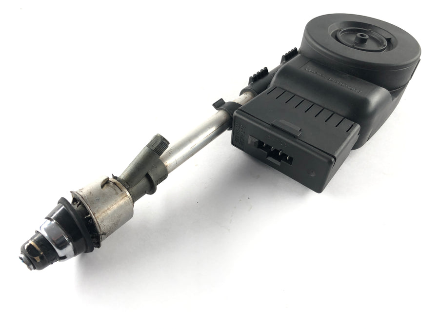 BMW M 535i E28 [1986] - Automatic antenna broken off