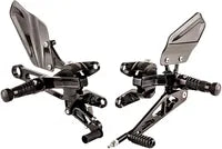 Aprilia Tuono 1000 [GILLES TOOLING] – Système repose-pieds réglable