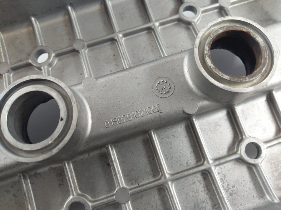 Benelli TNT 1130 Sport [2002] - valve cover