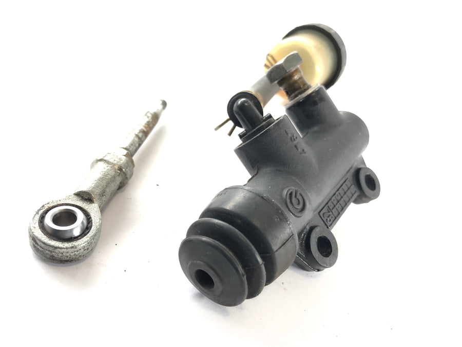 Ducati 888 Strada [1993] - rear brake pump