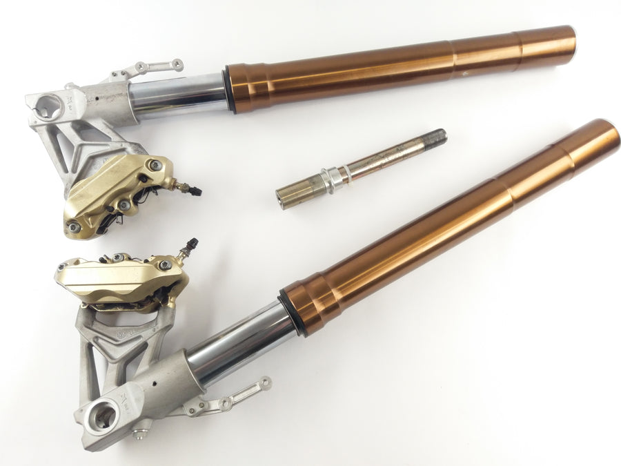 Benelli TNT 1130 Sport [2002] - Fourche avec axe et étriers de frein