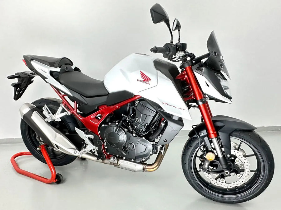 Honda CB 750 Hornet [WRS] - pare-brise