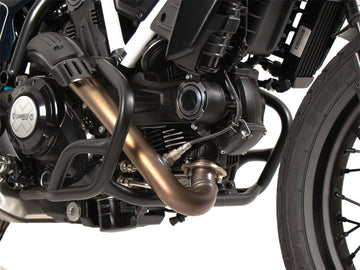Ducati Scrambler 800 Nights [2023-2025] - vue détaillée de la barre de protection moteur