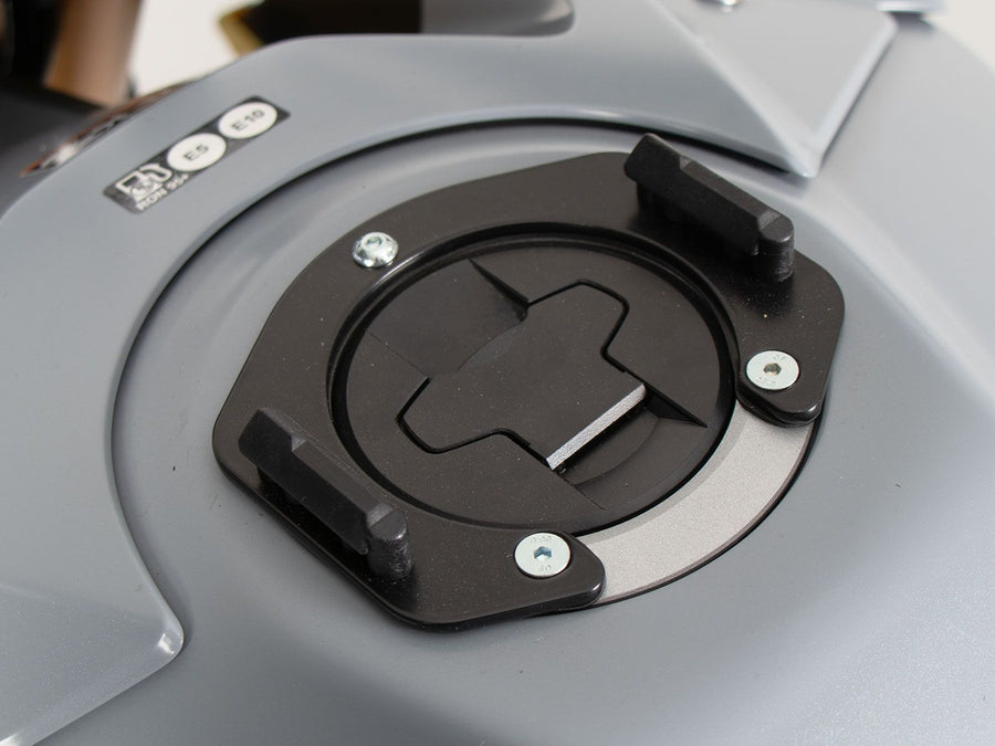 Suzuki V-Strom 800 DE [2023-2025]-Tanking Basic including counterpart tank sac