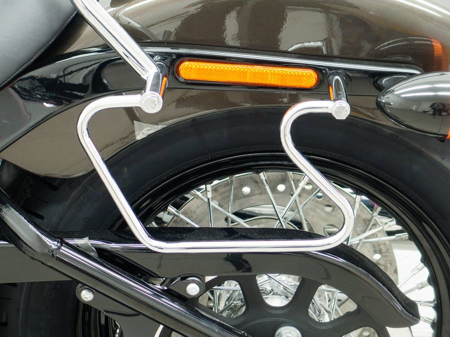 Harley Davidson Softail Street Bob (Milwaukee-Eight 107/114) [2018] - Packtaschenbügel