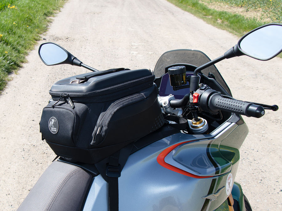 Aprilia TUAREG 660 [2025-] - UNIVERSAL TANK BAG EPIC 11 BELT black