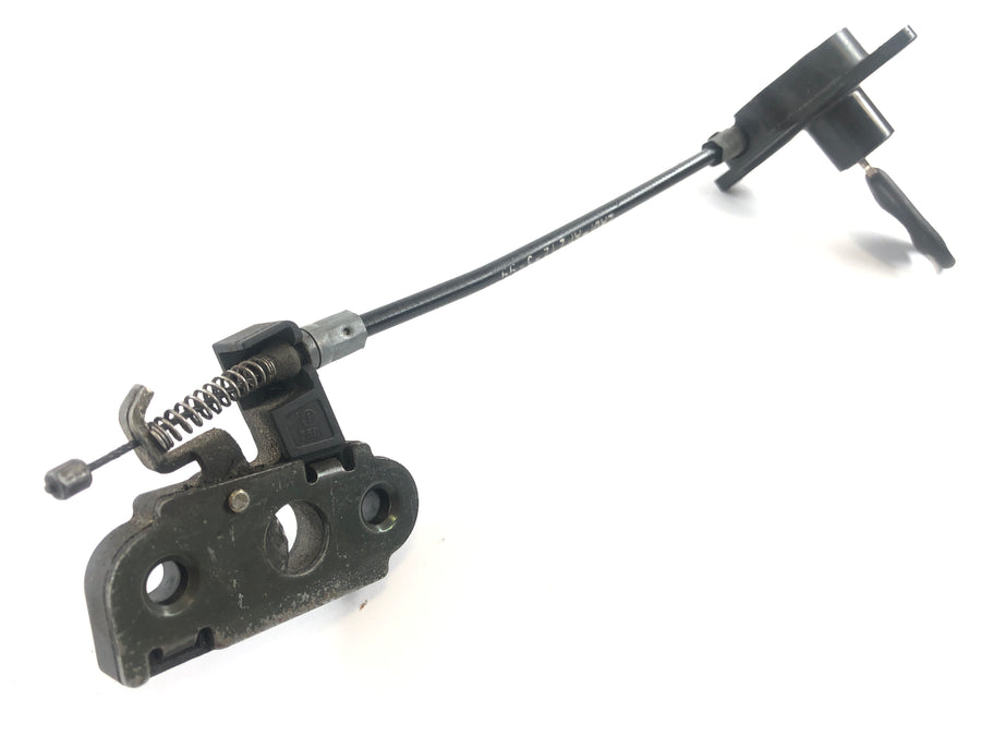 Aprilia RS 125 MPB [2000] - Seat lock