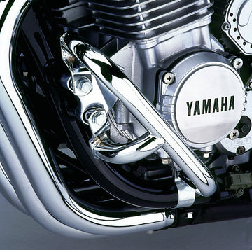 Yamaha XJR 1200 [1994-1998] - barre de protection mobile, stable (B-biens avec défauts optiques)