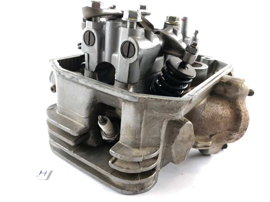 Honda Africa Twin XRV 750 RD07 [1993] - Culasse arrière cylindre arrière
