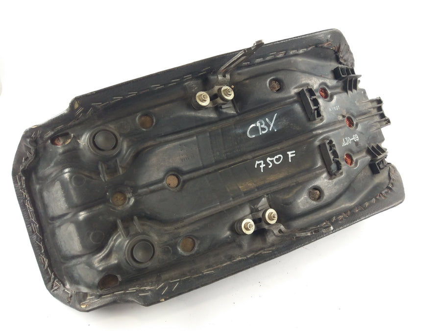 Honda CBX 750 F RC17 [1985] - Selle