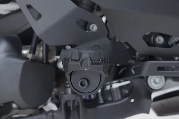 Suzuki SV 650 X Cafe Racer [2022] - EVO Fußrasten-Satz – Bild 3