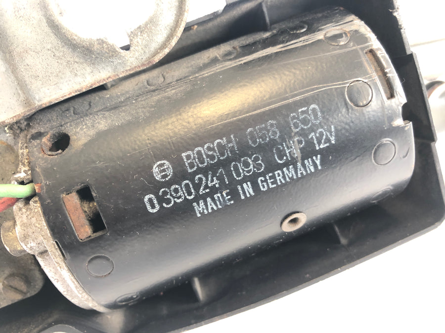 BMW M 535i E28 [1986] - Windscreen wiper motor with linkage 0 390 241 093