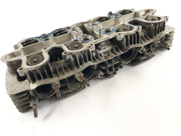 Honda CB 550 F [Super Sport] - Cylinder head