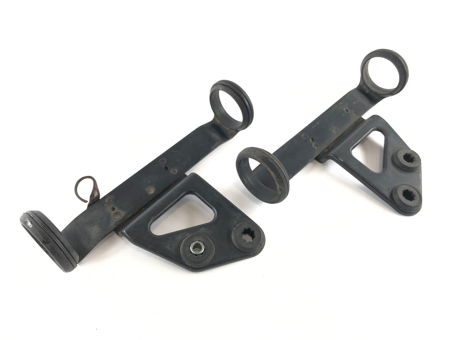 Suzuki DR 600 SN41A [1986] - Support de lampe gauche et droit