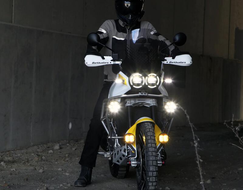 Ducati Desertx DX900 [Denali] - fork holder for headlights