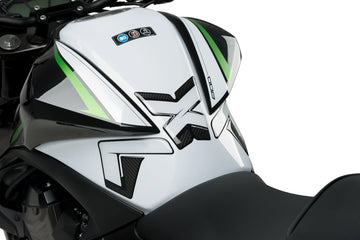 KAWASAKI Z 800 E [2016] – Protection de réservoir spécifique – Look carbone - 0