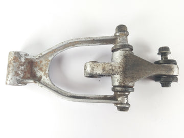 Suzuki DR 650 SP42B - pièce de liaison jambe de force centrale bras oscillant "bone"