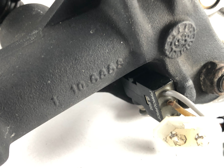 Aprilia Mille RSV 1000 ME [1999] - Fixation guidon pompe frein main droite