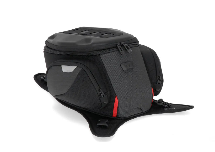 ducati hypermotard 950 [SW-MOTECH] – PRO Enduro tank bag with straps (12-15 liters)