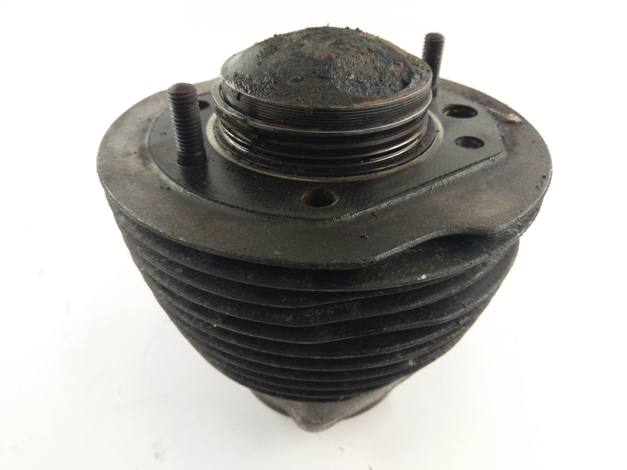 BMW R75/5 [1973] - Cylindre avec piston