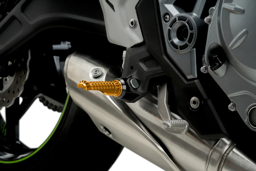 KTM RC 390 [2025] – R-Fighter footrests – titanium