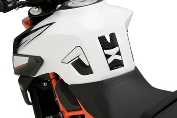 KTM 1290 SUPERDUKE R EVO [2023] – Specific tank protection – carbon look