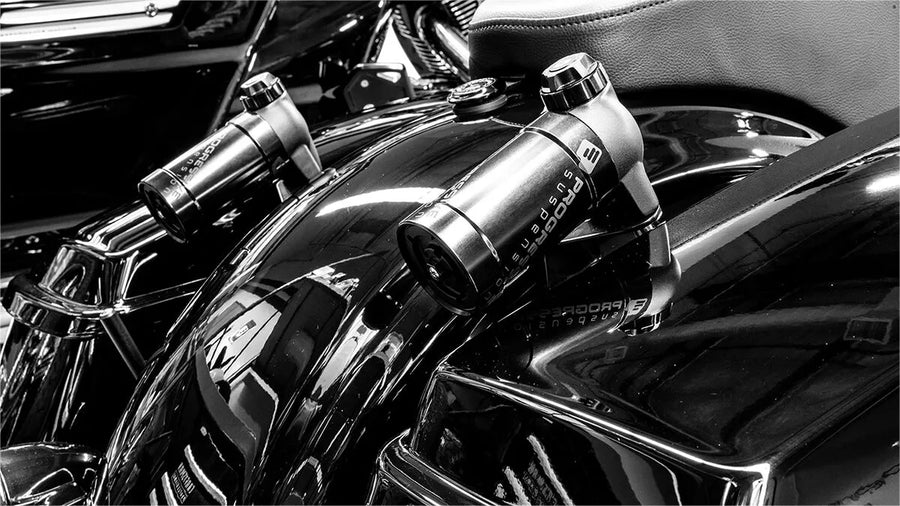 Harley-Davidson Road Glide St Fltrxst [Suspension progressive]-Reserveroir Holder