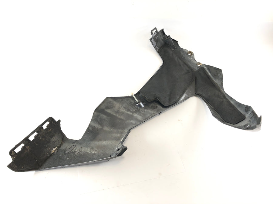 Yamaha YZF R1 RN12 [2005] - Fairing side bottom right