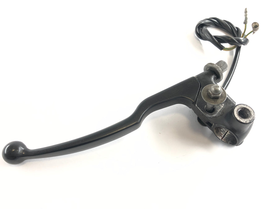Suzuki DR 750 S SR41B [1988] - Clutch fitting with clutch lever