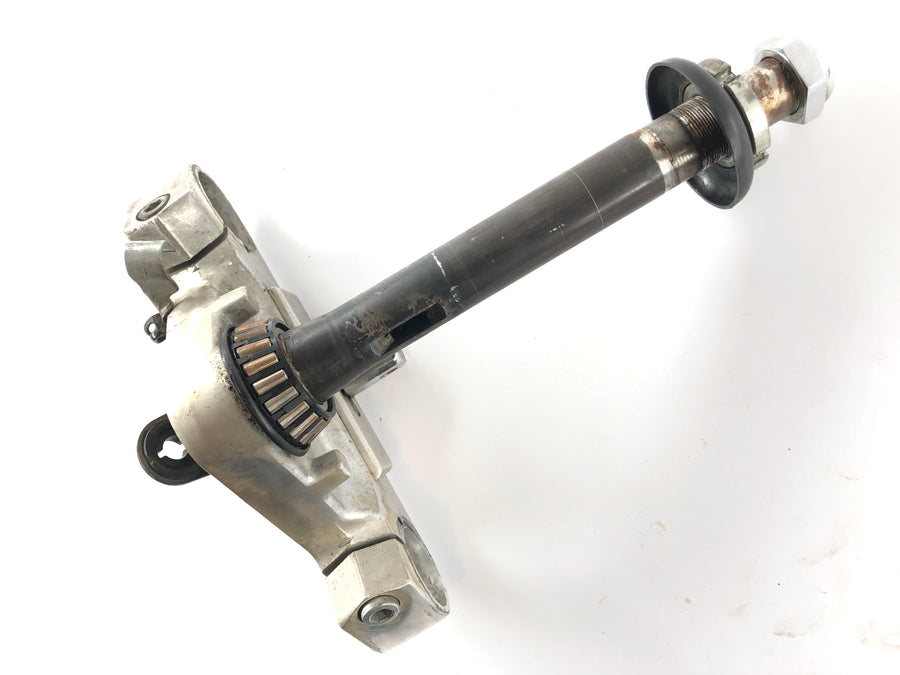 Suzuki LS 650 NP41B [1990] - té de fourche inférieur