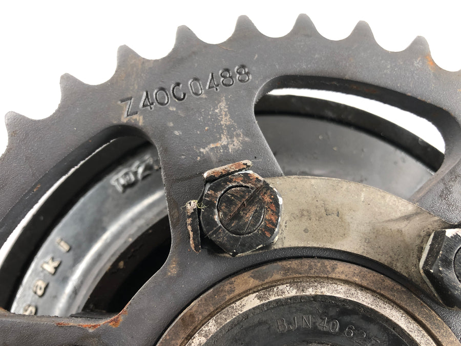 Kawasaki Z 750 E KZ750E [1981] - Sprocket carrier with rear shock absorber and sprocket