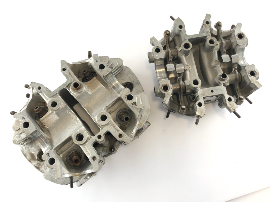 Yamaha XS 650 Type 447 [1975] - Cylinder head