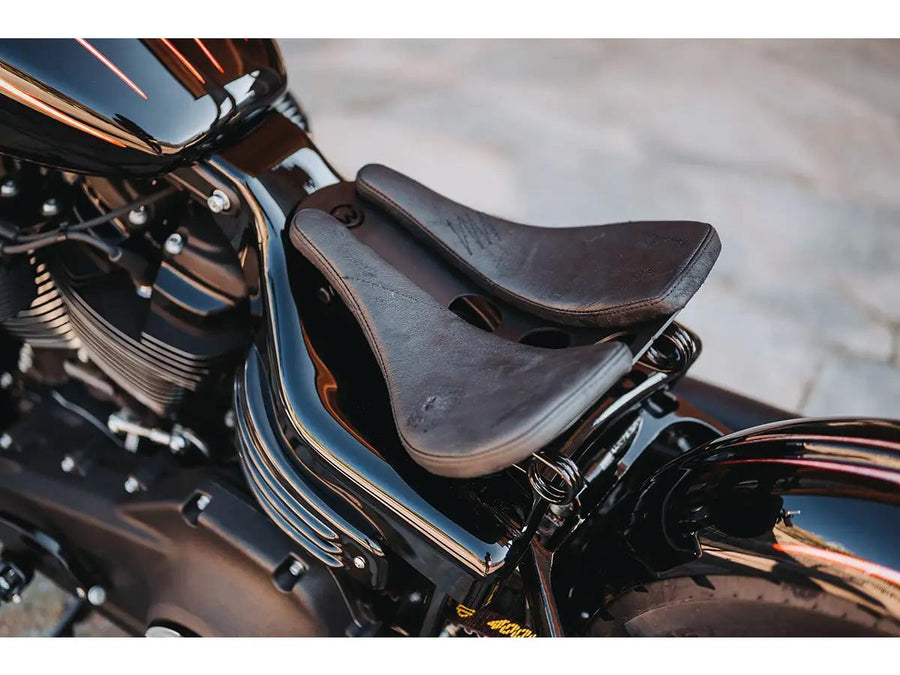 Harley Davidson FXBB [2018-2020] - Couverture Frame pour le siège de plumes solo Black Gloss