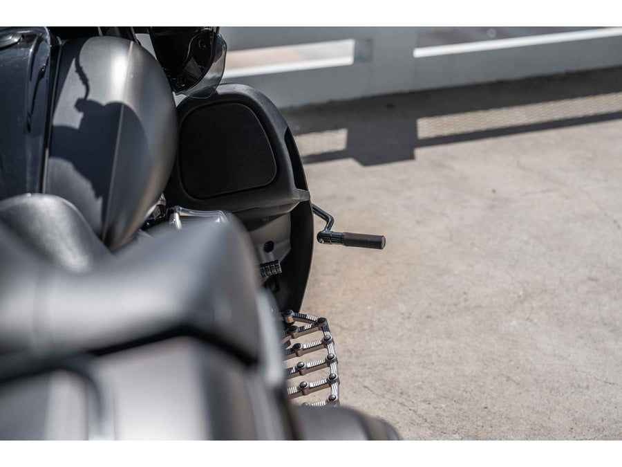 GOIGNAGE AUTOBAHN RASTEN FORGED HARLEY DAVIDSON, y compris Arlen Ness