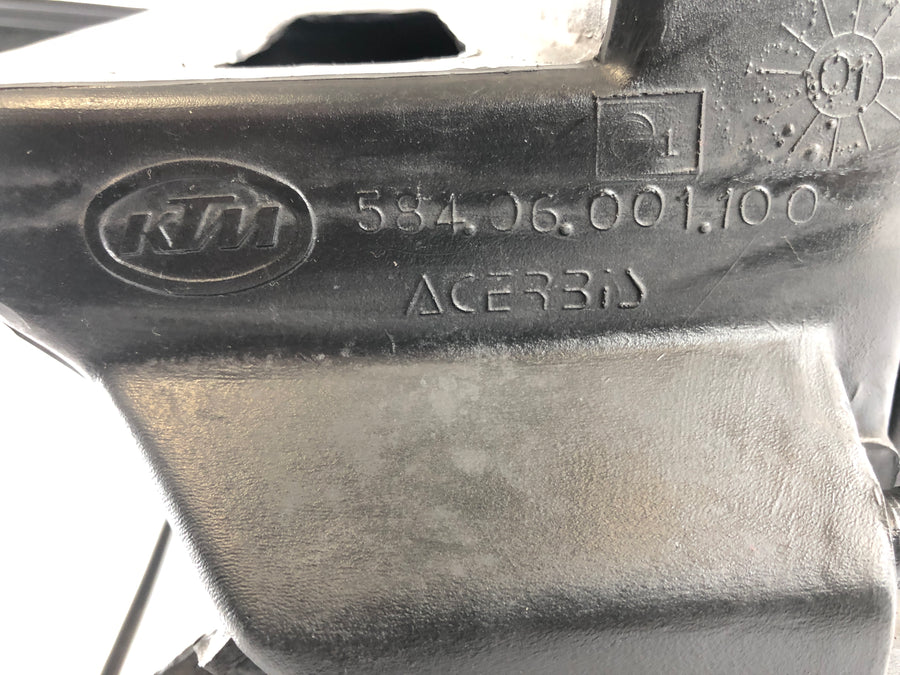 KTM 640 LC4 Prestige [2003] - Boite à air