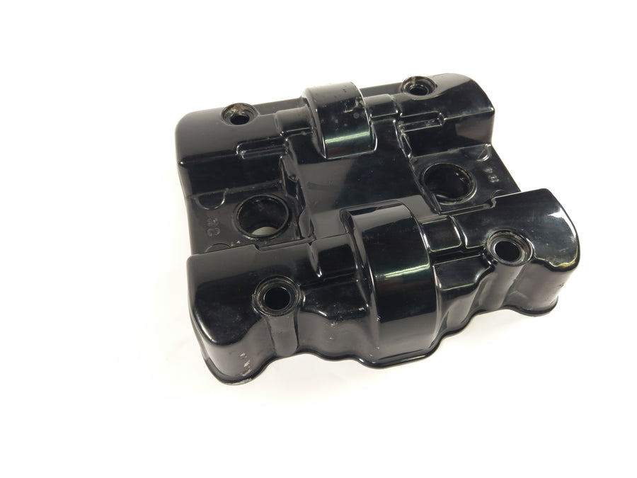 Honda VFR 750 F RC24 [1986] - Valve cover