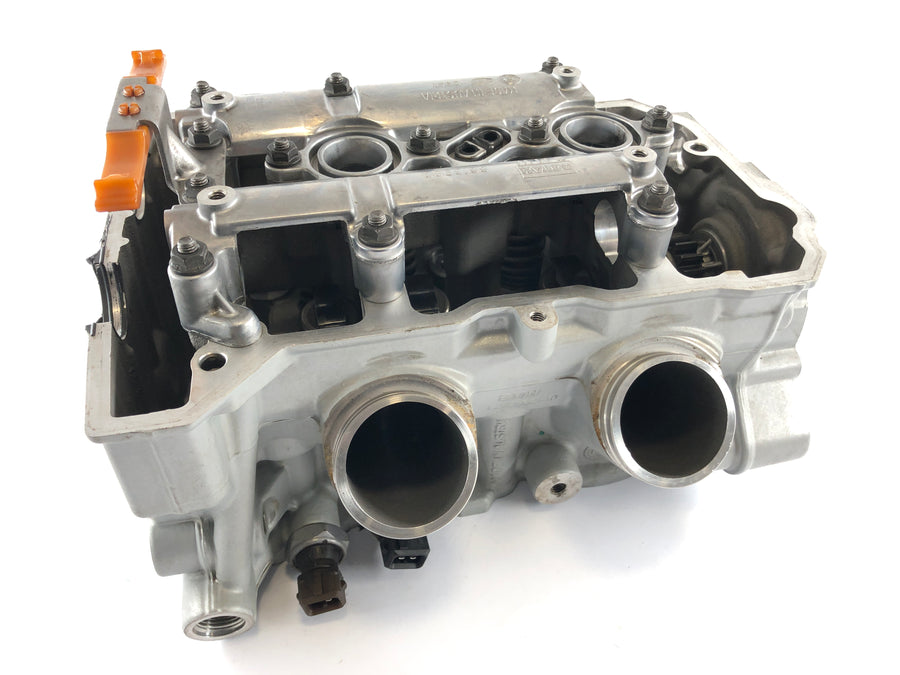 BMW F 800 S [2007] - Cylinder head for overhaul valve defective