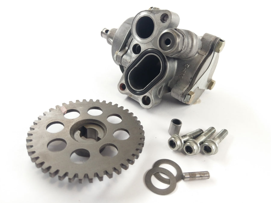 Suzuki GSXR 1100 GV73A [1992] - Oil pump set