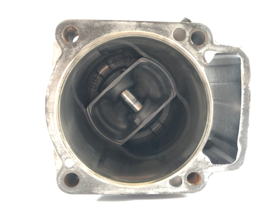 KTM LC4 640 Duke 2 [2001] - Cylinder with piston