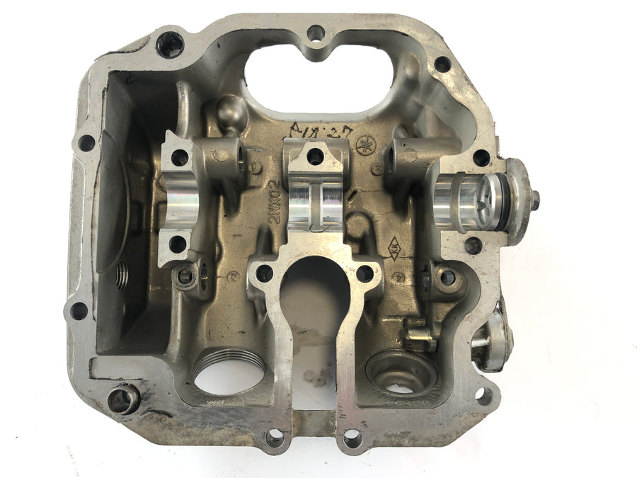 Yamaha TT 600 R DJ01 [2000] - Cylinder head