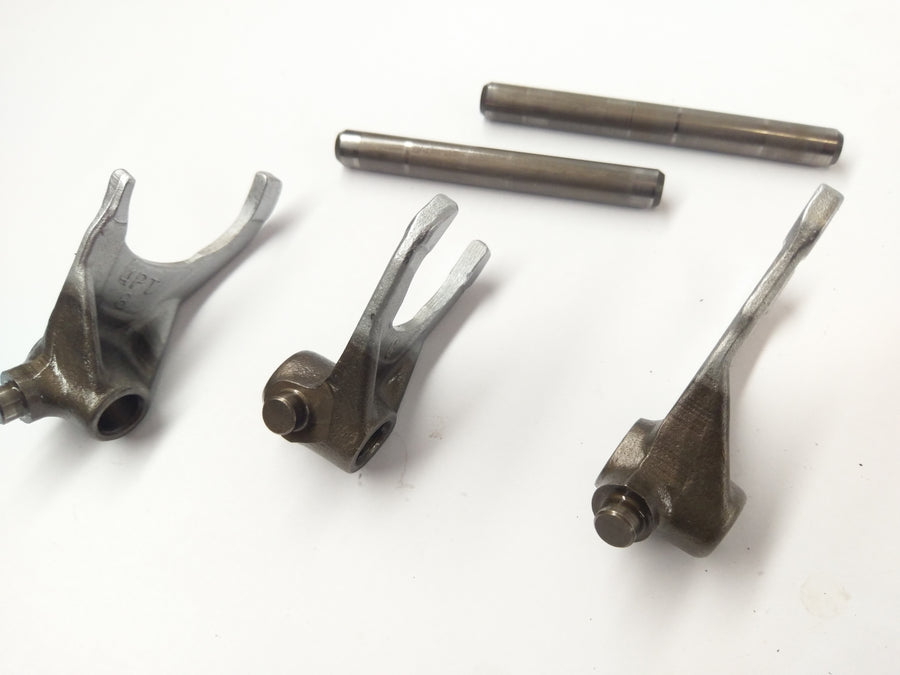 Yamaha TT 600 RE DJ01 [2006] - Shift forks with shafts