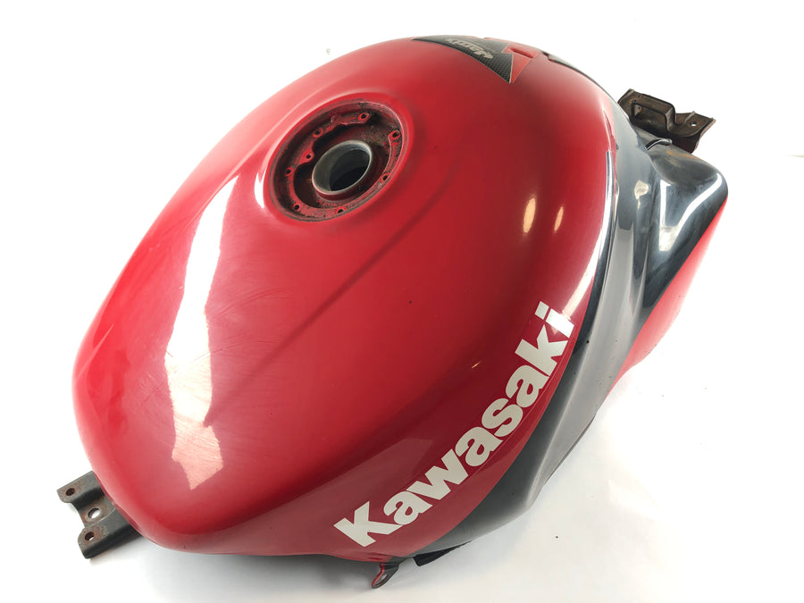 Kawasaki ZX9-R ZX900B [1996] - Fuel tank