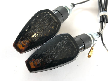 Clignotants LED avec résistances noires [avec marquage E] - Yamaha Kawasaki Suzuki Ducati KTM - 0